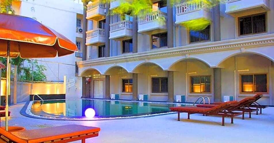 Honey Lodge