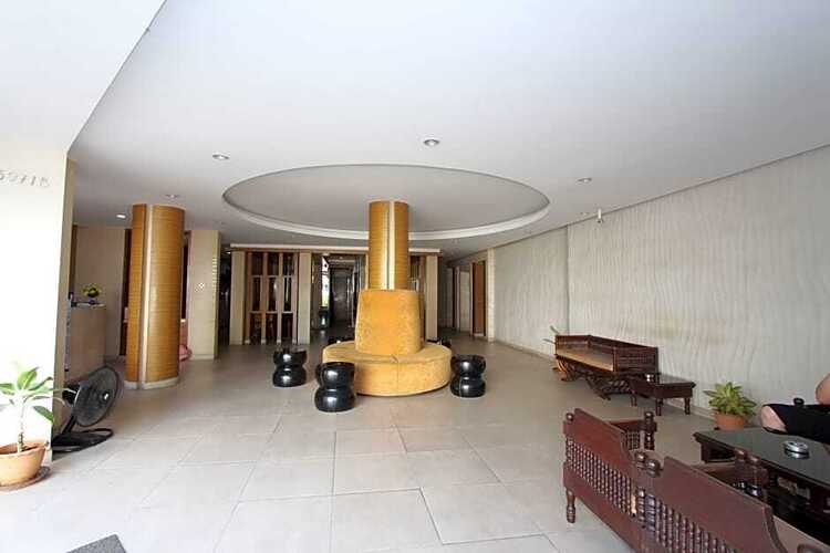 Honey Lodge