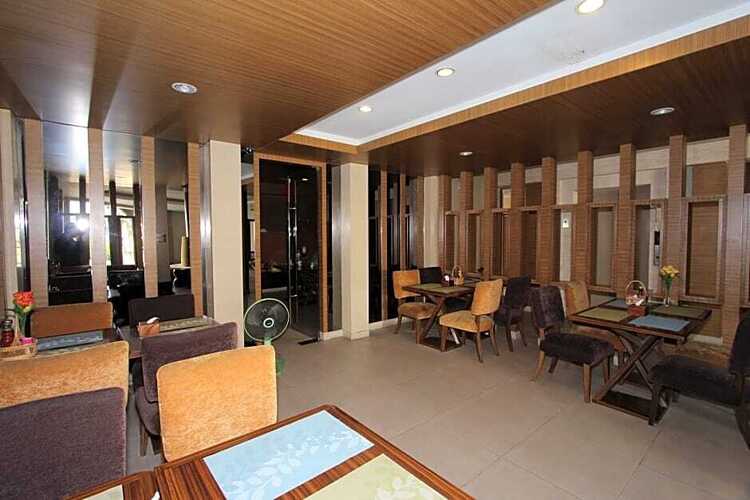 Honey Lodge