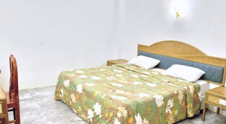 Highfive Guest House