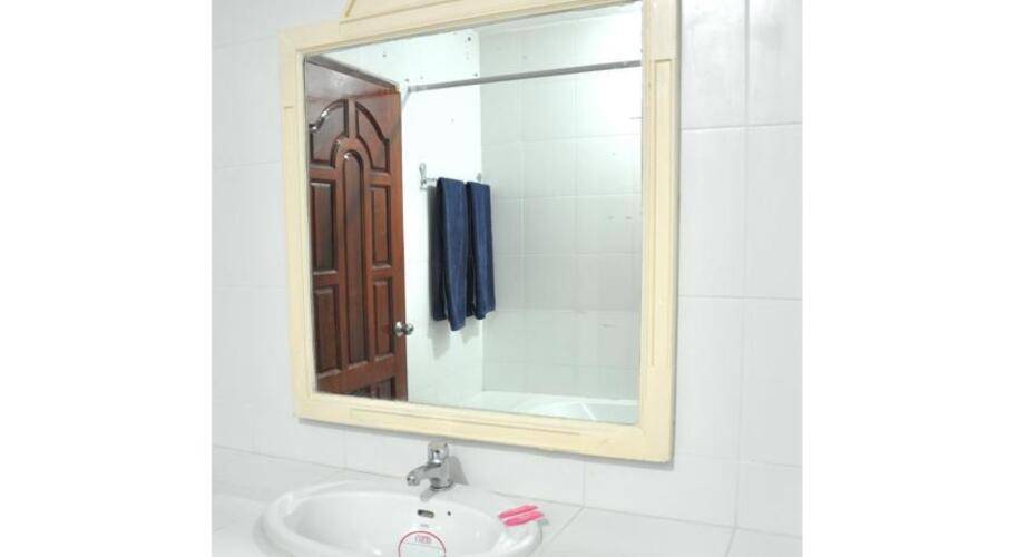 Highfive Guest House