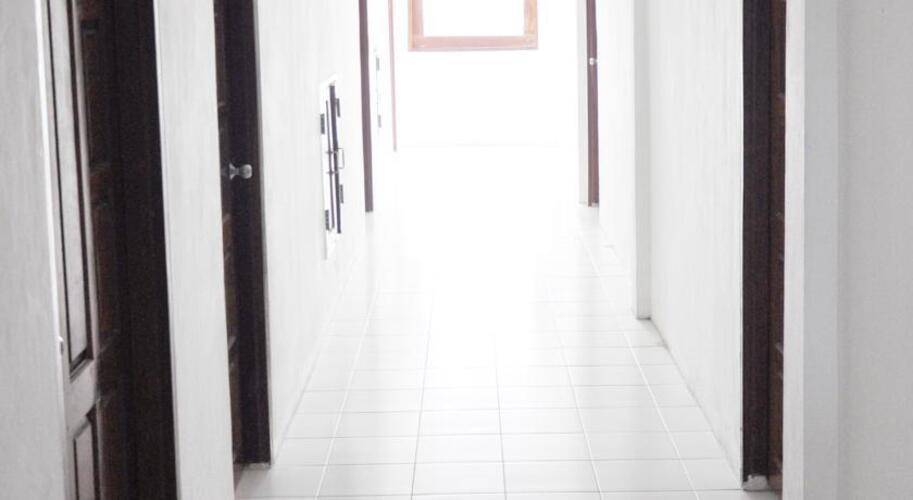 Highfive Guest House