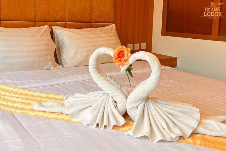The Grand Lodge Pattaya (Ex.The Privi Hotel)