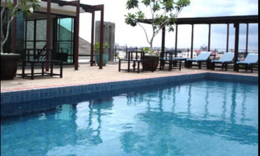 Luxe Residence