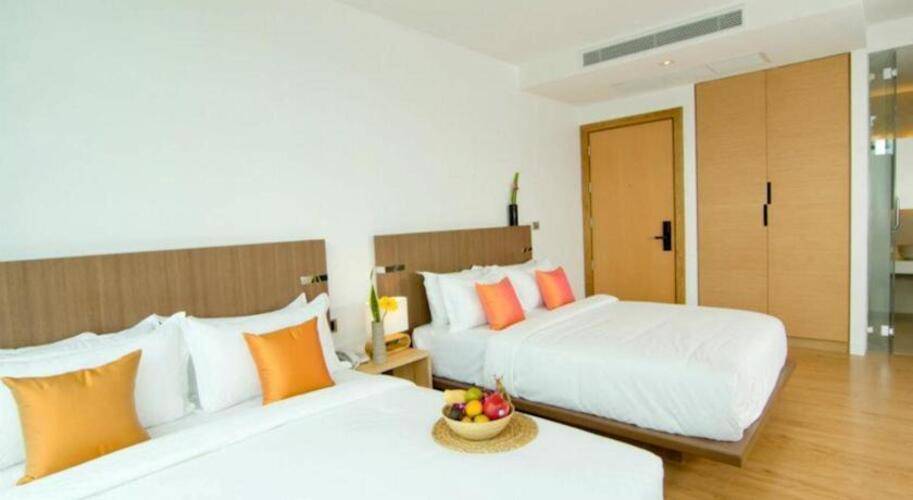 Seven Zea Chic Hotel