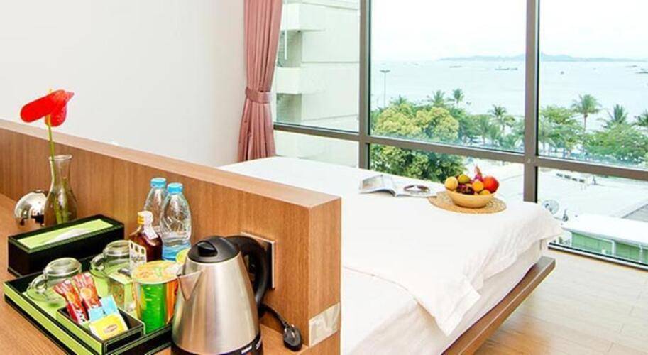 Seven Zea Chic Hotel