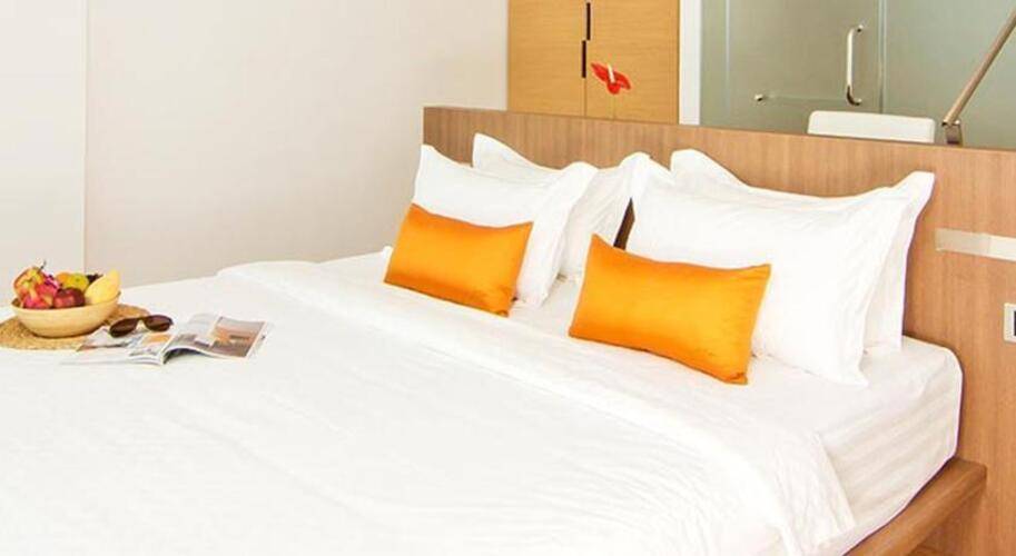 Seven Zea Chic Hotel