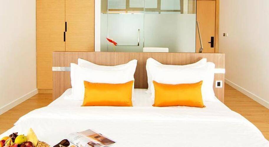 Seven Zea Chic Hotel