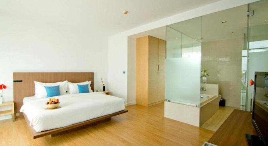 Seven Zea Chic Hotel