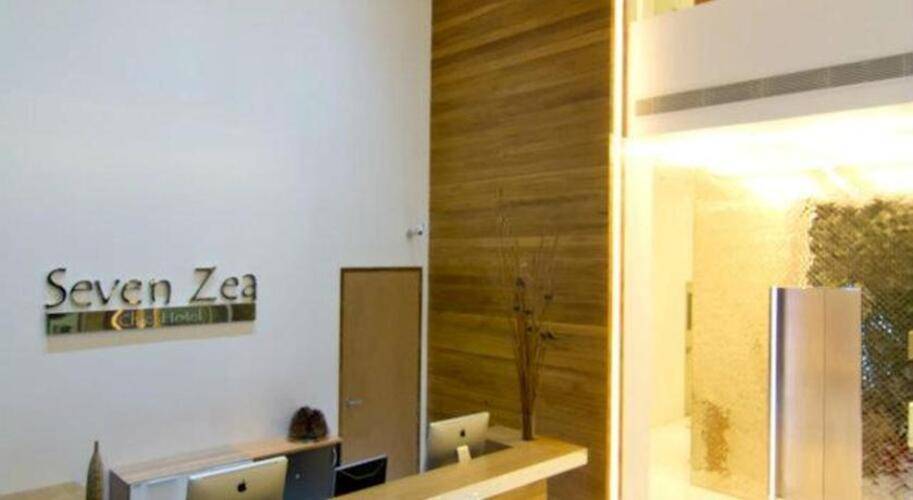 Seven Zea Chic Hotel