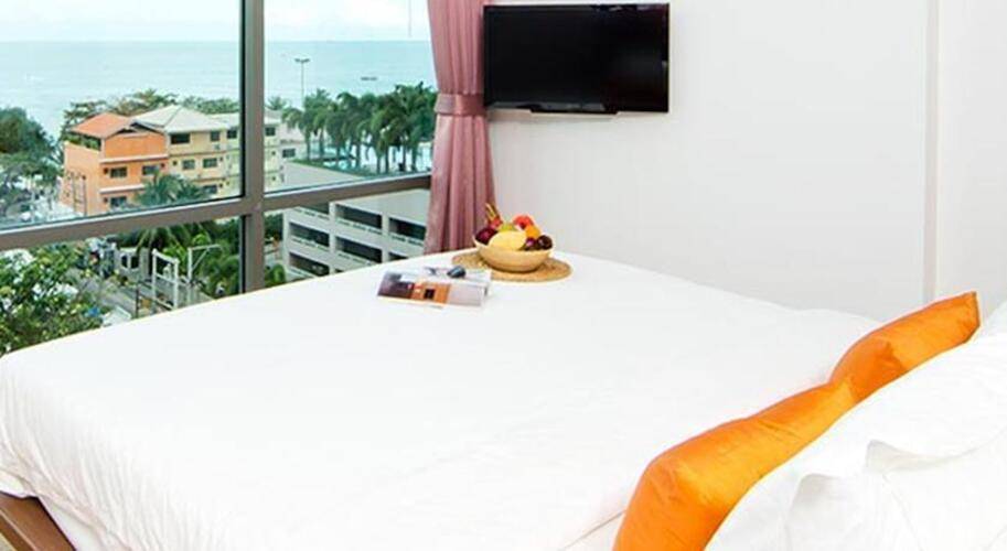 Seven Zea Chic Hotel