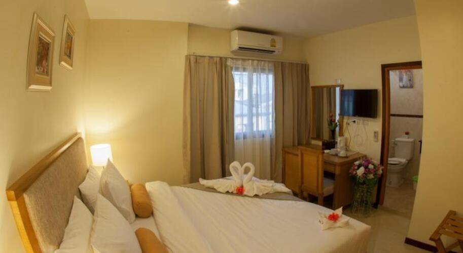 Babylon Palace Hotel