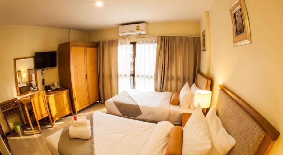 Babylon Palace Hotel