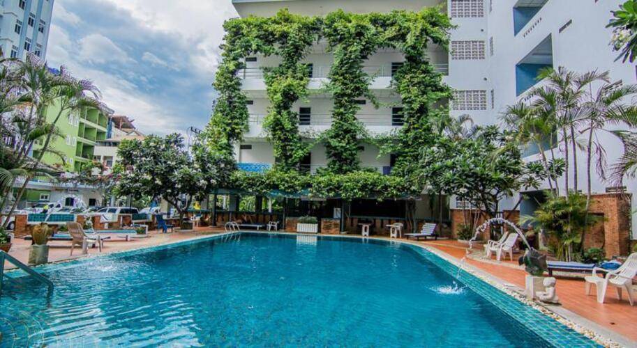 Sutus Court 5