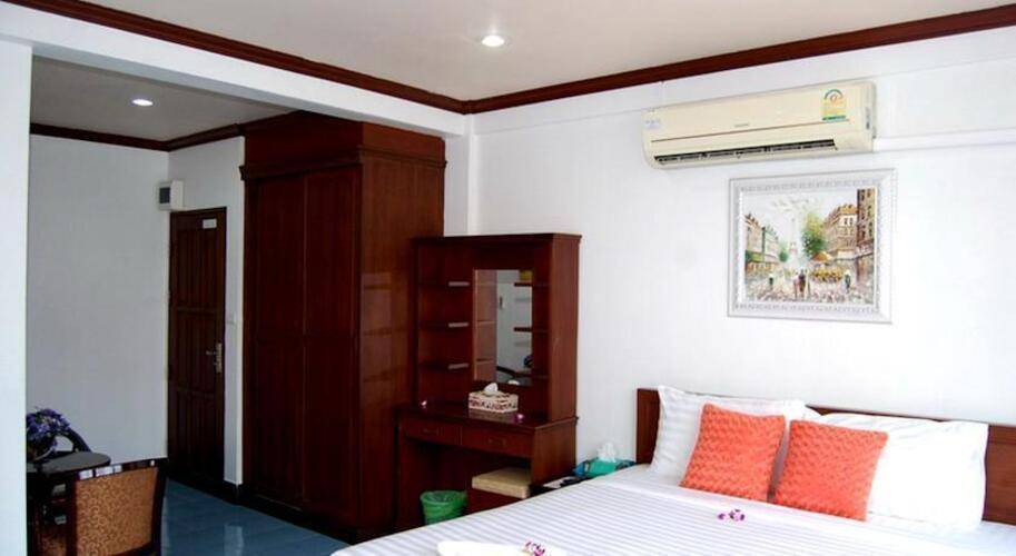 Greenvale Serviced Apartment