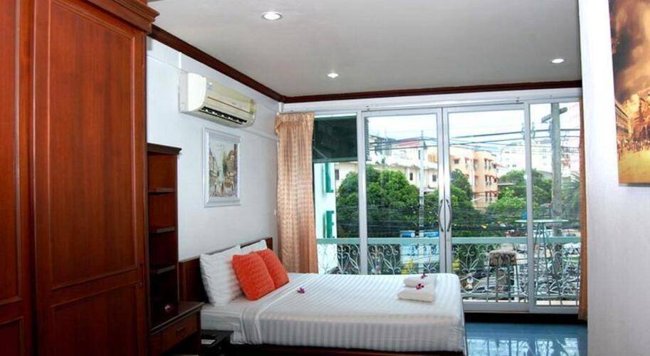 Greenvale Serviced Apartment