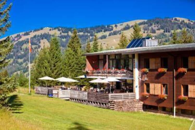 Saanewald Lodge