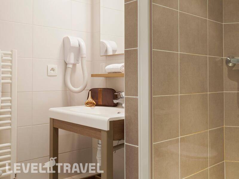 Фотография Comfort Suites Cannes Mandelieu (Ex. Appart' City Cannes Mandelieu)