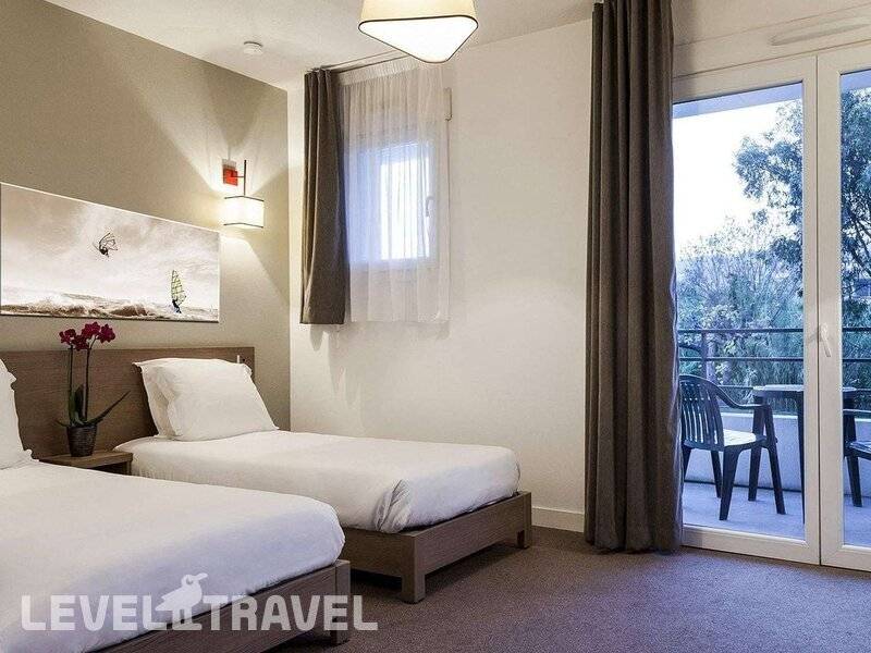 Фотография Comfort Suites Cannes Mandelieu (Ex. Appart' City Cannes Mandelieu)
