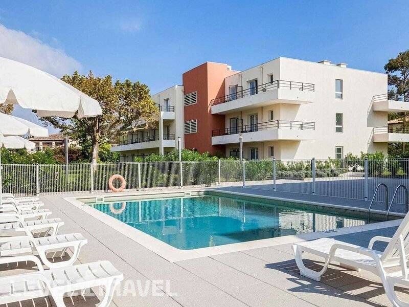 Фотография Comfort Suites Cannes Mandelieu (Ex. Appart' City Cannes Mandelieu)