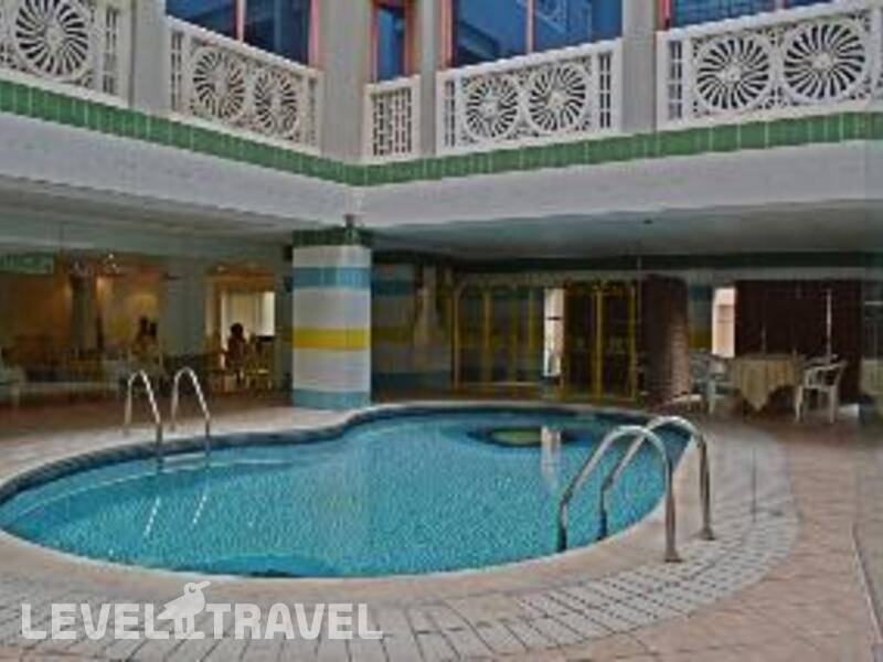 Фотография Queens Hotel Dubai