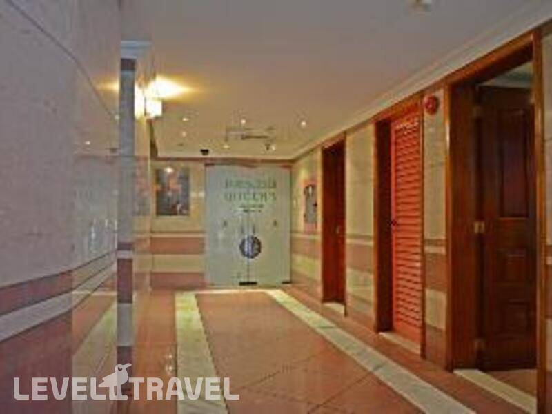 Фотография Queens Hotel Dubai