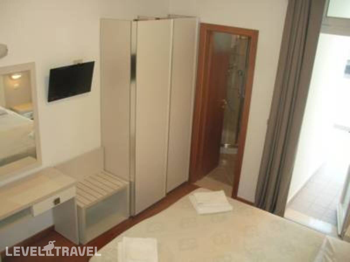 фотографии отеля Butterfly Hotel в Италия(Риваззурра) - фото №11