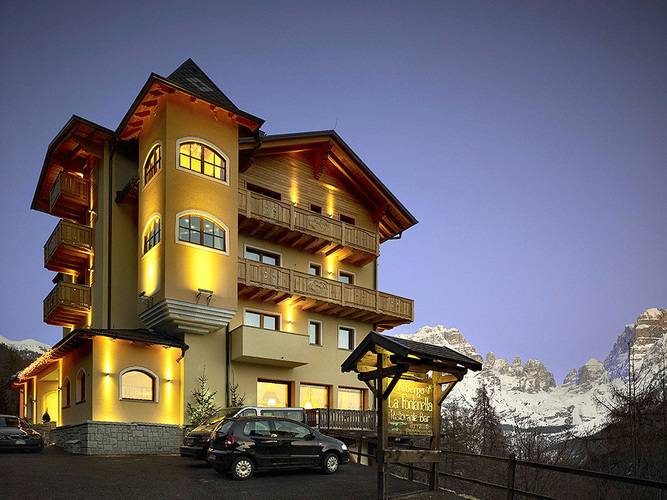 Fontanella Panorama Hotel 3★, Мадонна-ди-Кампильо