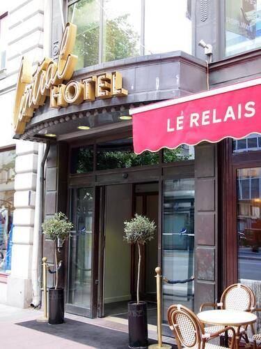 Central Hotel