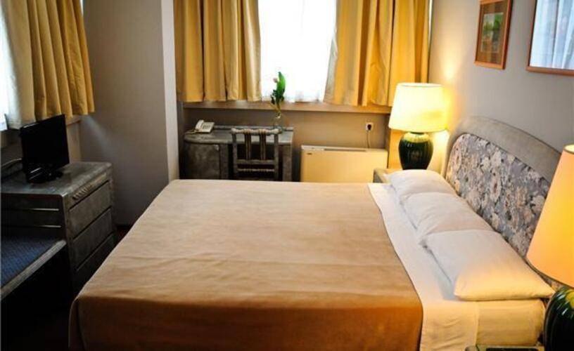 Park Hotel