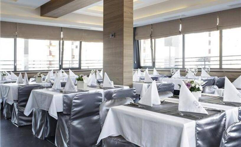 88 Rooms Hotel