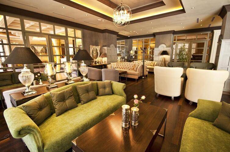 National Hotel