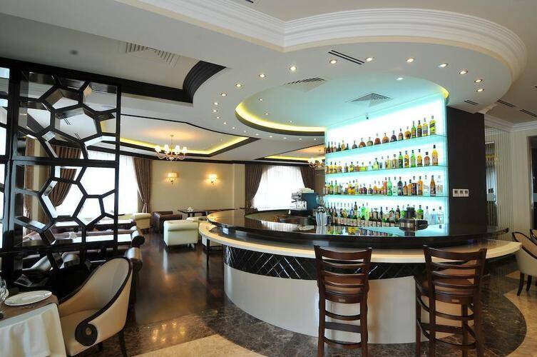 National Hotel