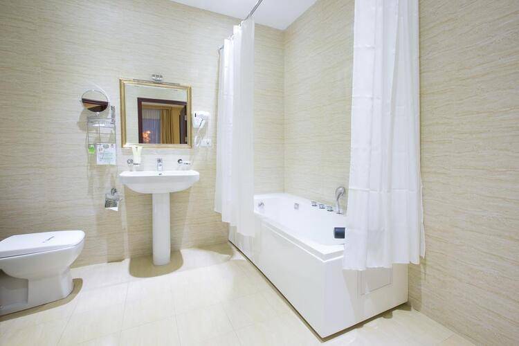 Diamond House Hotel