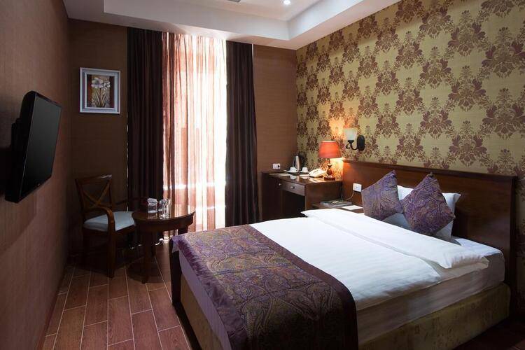 Diamond House Hotel