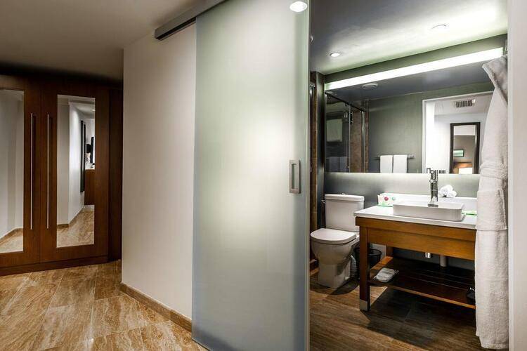Yerevan (Ex.Hyatt Place)