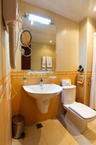 Latar Hotel
