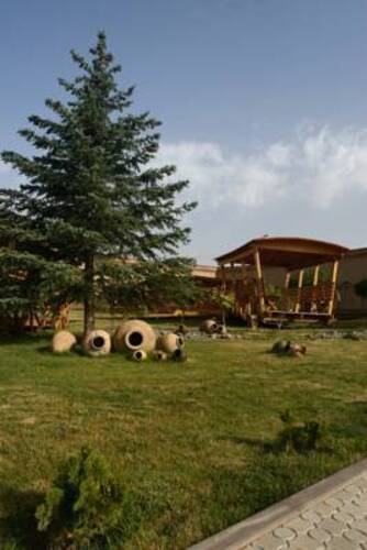 Latar Hotel