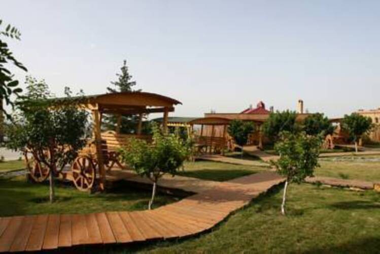 Latar Hotel
