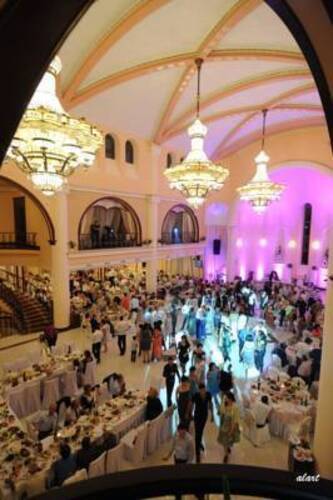 Latar Hotel