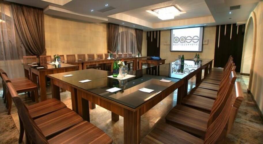 Bass Boutique Hotel
