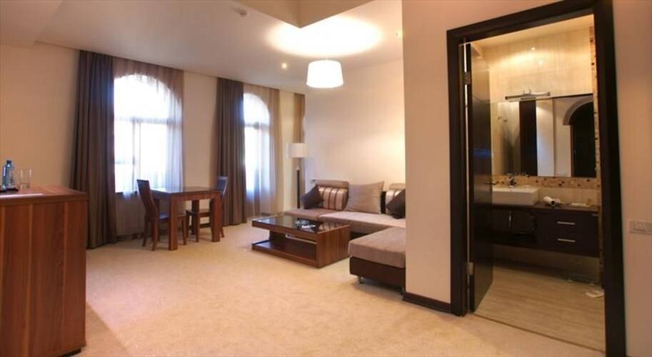 Bass Boutique Hotel