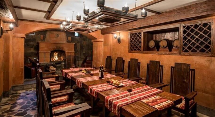 Bass Boutique Hotel