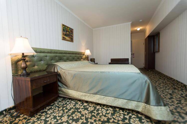 Shirak Hotel