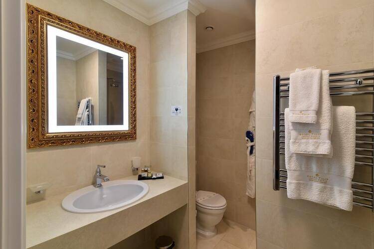 Grand Hotel Yerevan