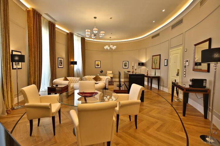 Grand Hotel Yerevan