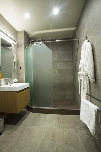 Opera Suite Hotel