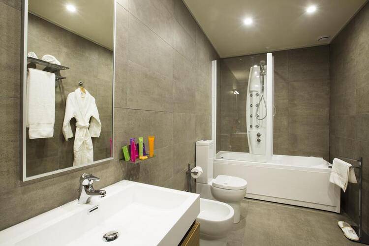 Opera Suite Hotel
