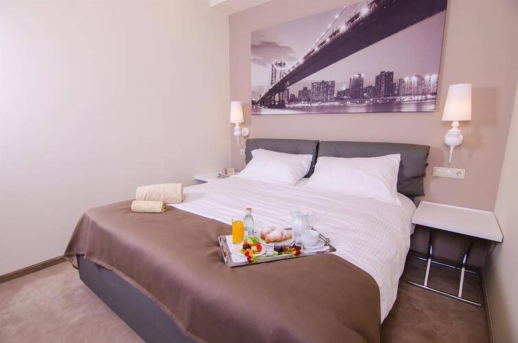 Opera Suite Hotel