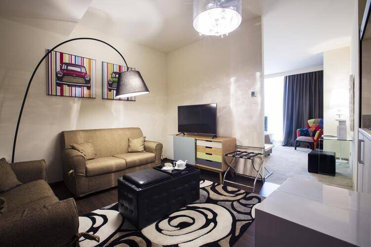 Opera Suite Hotel
